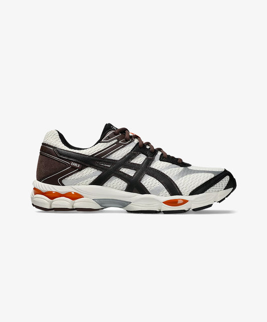 ASICS | EARLS x GEL-CUMULUS 16 { COCONUT MILK/BLACK