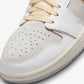 Jordan | AIR JORDAN 1 ZOOM CMFT 2  { WHITE/METALLIC GOLD-NEUTRAL GREY
