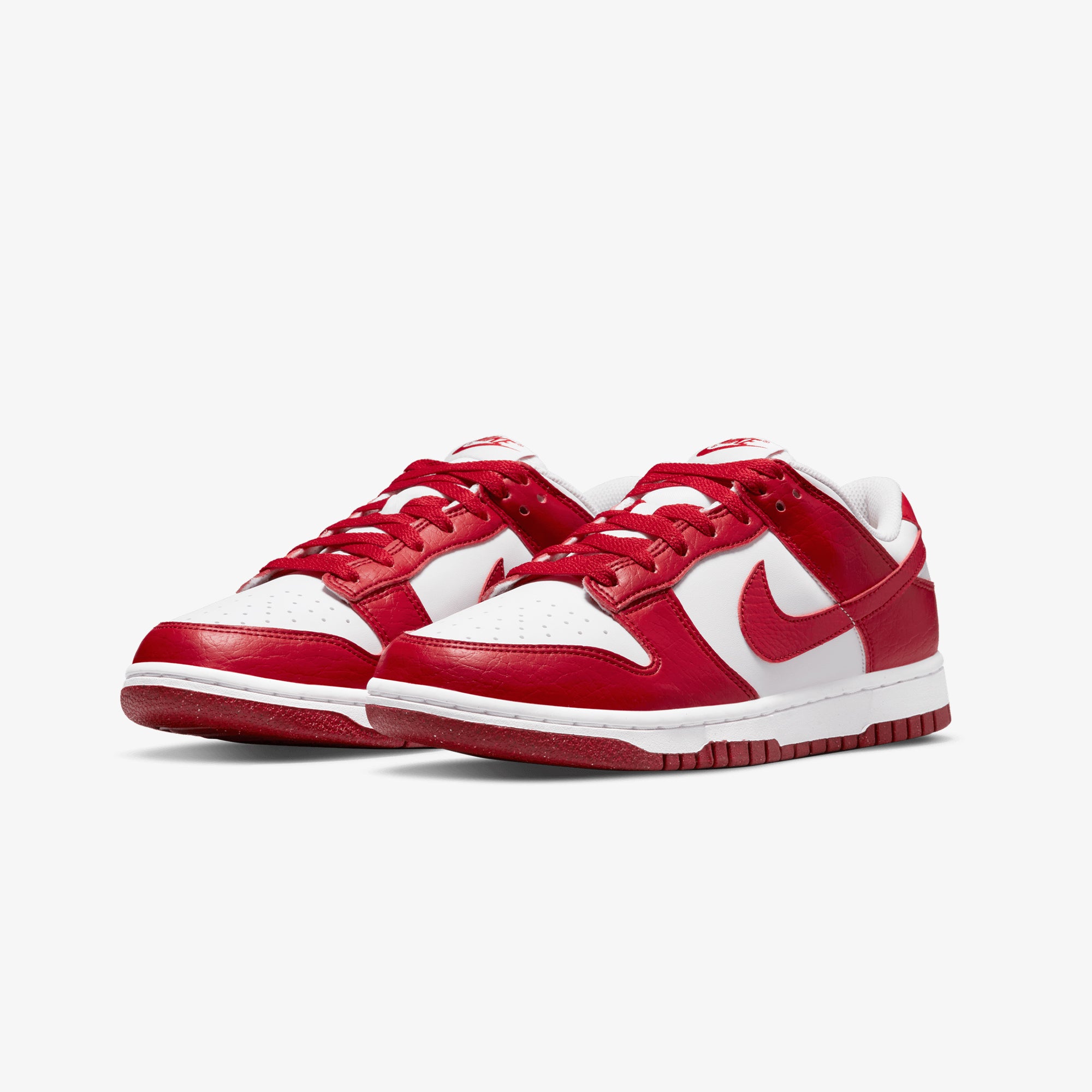 Nike | DUNK LOW NEXT NATURE { WHITE/GYM RED – Superkicks