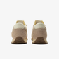 New Balance | 471 { CREAM/WHITE