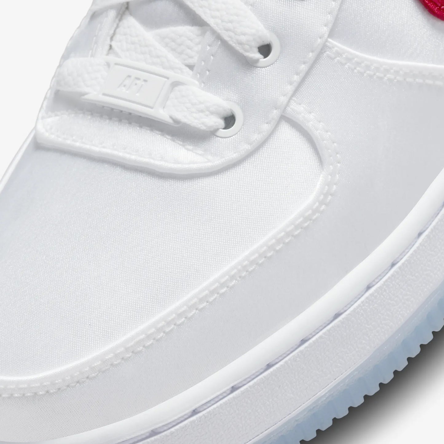 WMN'S AIR FORCE 1 '07 'WHITE/VARSITY RED'
