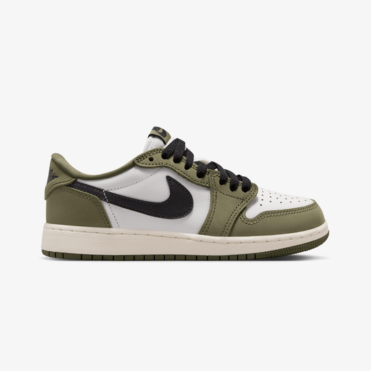 JORDAN | AIR JORDAN 1 RETRO LOW { MEDIUM OLIVE/SUMMIT WHITE