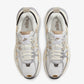 NIKE | V2K RUN { WHITE/WHITE-KHAKI-METALLIC SILVER