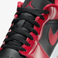 JORDAN | AIR JORDAN 1 LOW SE { BLACK/VARSITY RED-WHITE