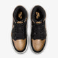 JORDAN | AIR JORDAN 1 HIGH OG (GS) { BLACK/METALLIC GOLD-SAIL