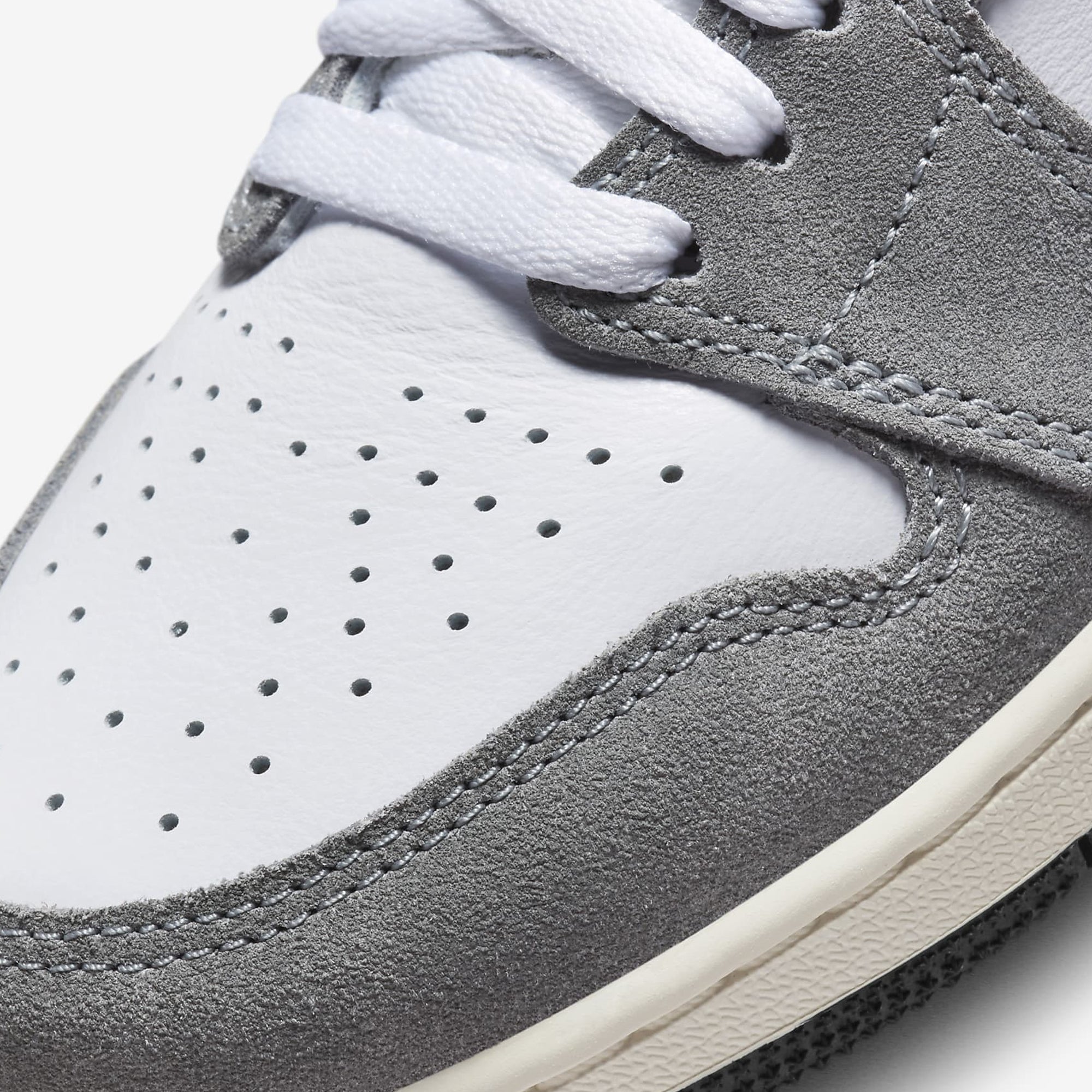 Buy JORDAN AIR JORDAN 1 HIGH OG 'BLACK/WHITE/LIGHT SMOKE GREY' (GS