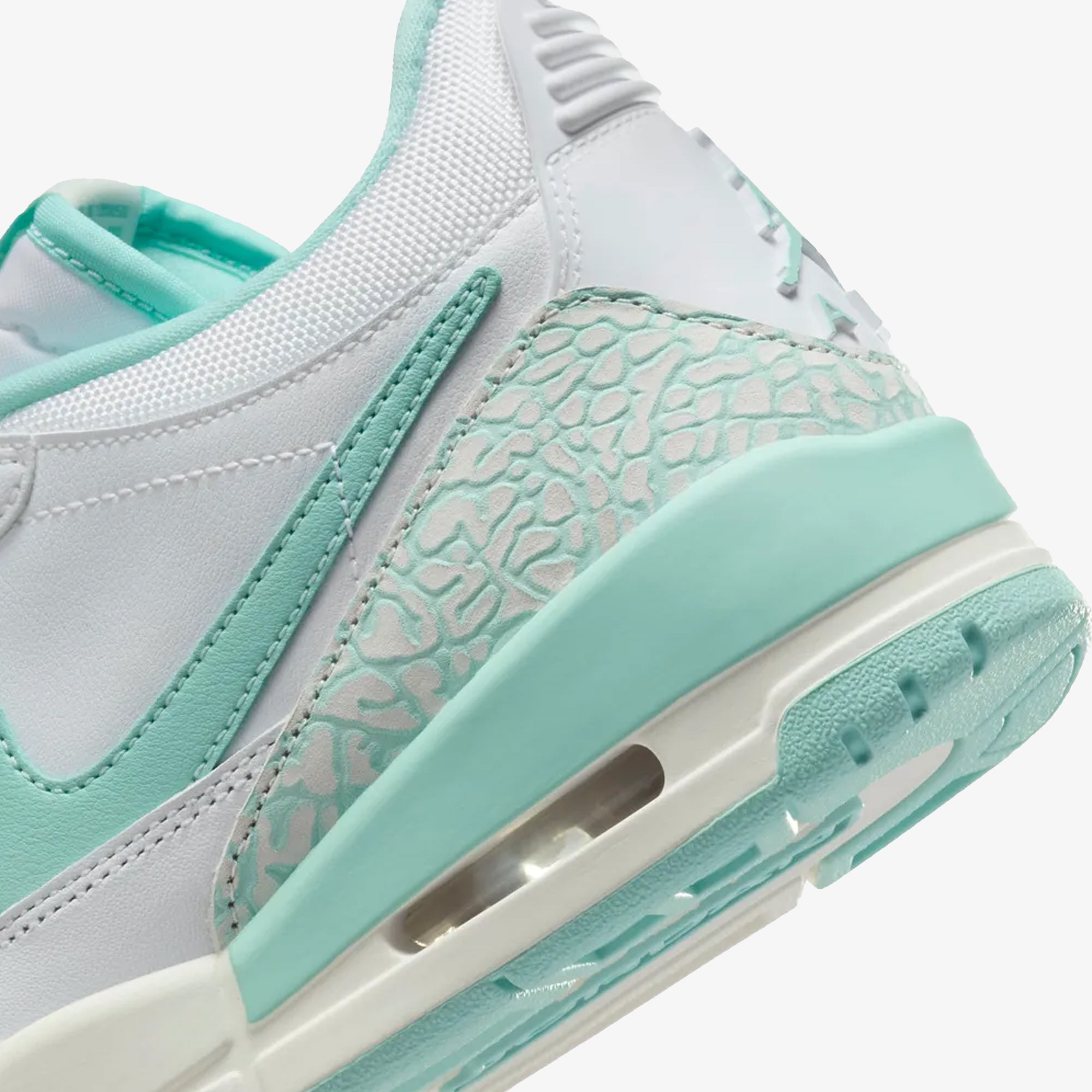 JORDAN | AIR JORDAN LEGACY 312 LOW { WHITE/LIGHT DEW-SAIL – Superkicks