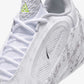 NIKE | GIANNIS FREAK 8 LE EP { WHITE/METALLIC SILVER-LT SMOKE GREY