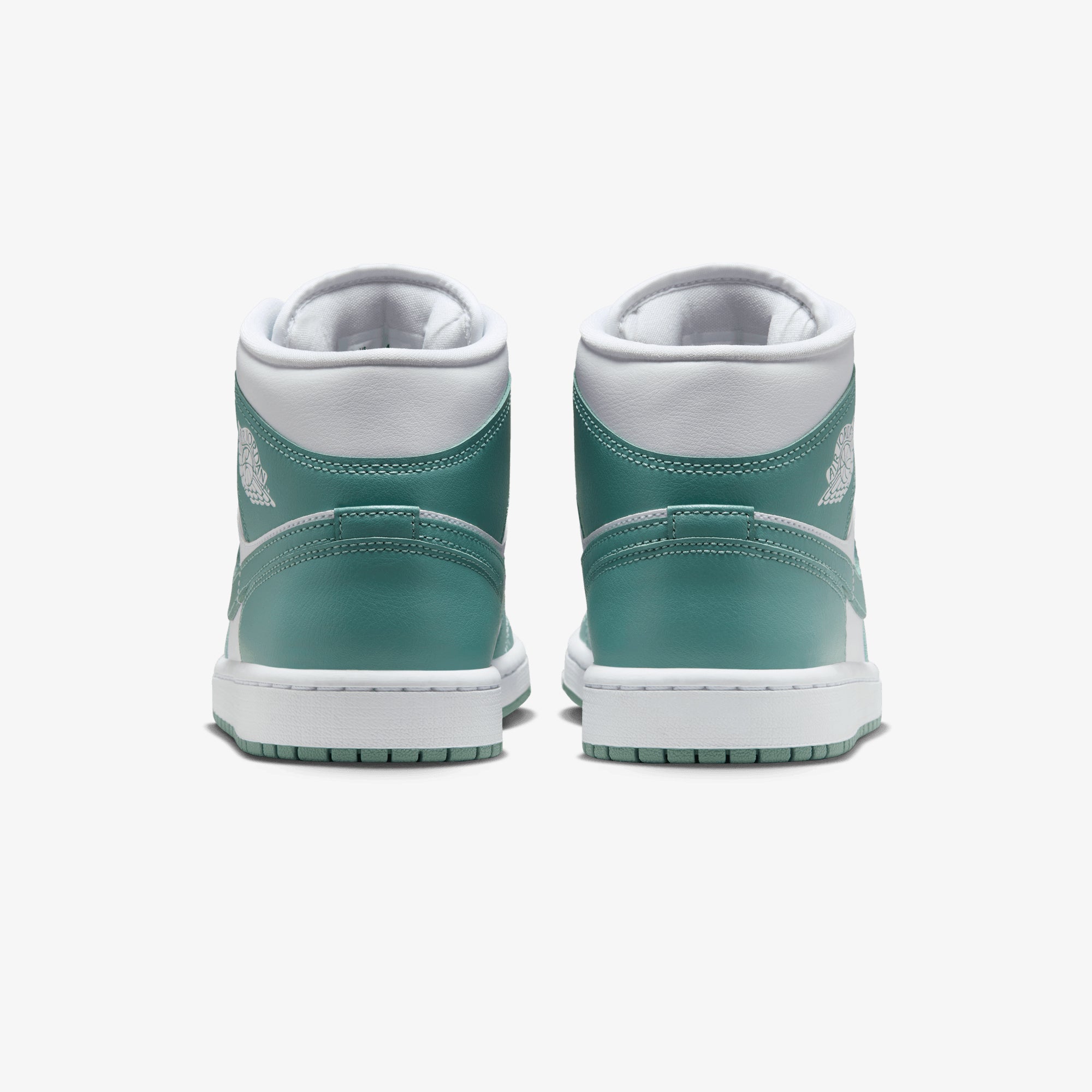 JORDAN | AIR JORDAN 1 MID { WHITE/CANNON – Superkicks