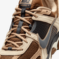 NIKE | ZOOM VOMERO 5 { LT BRITISH TAN/DK SMOKE GREY