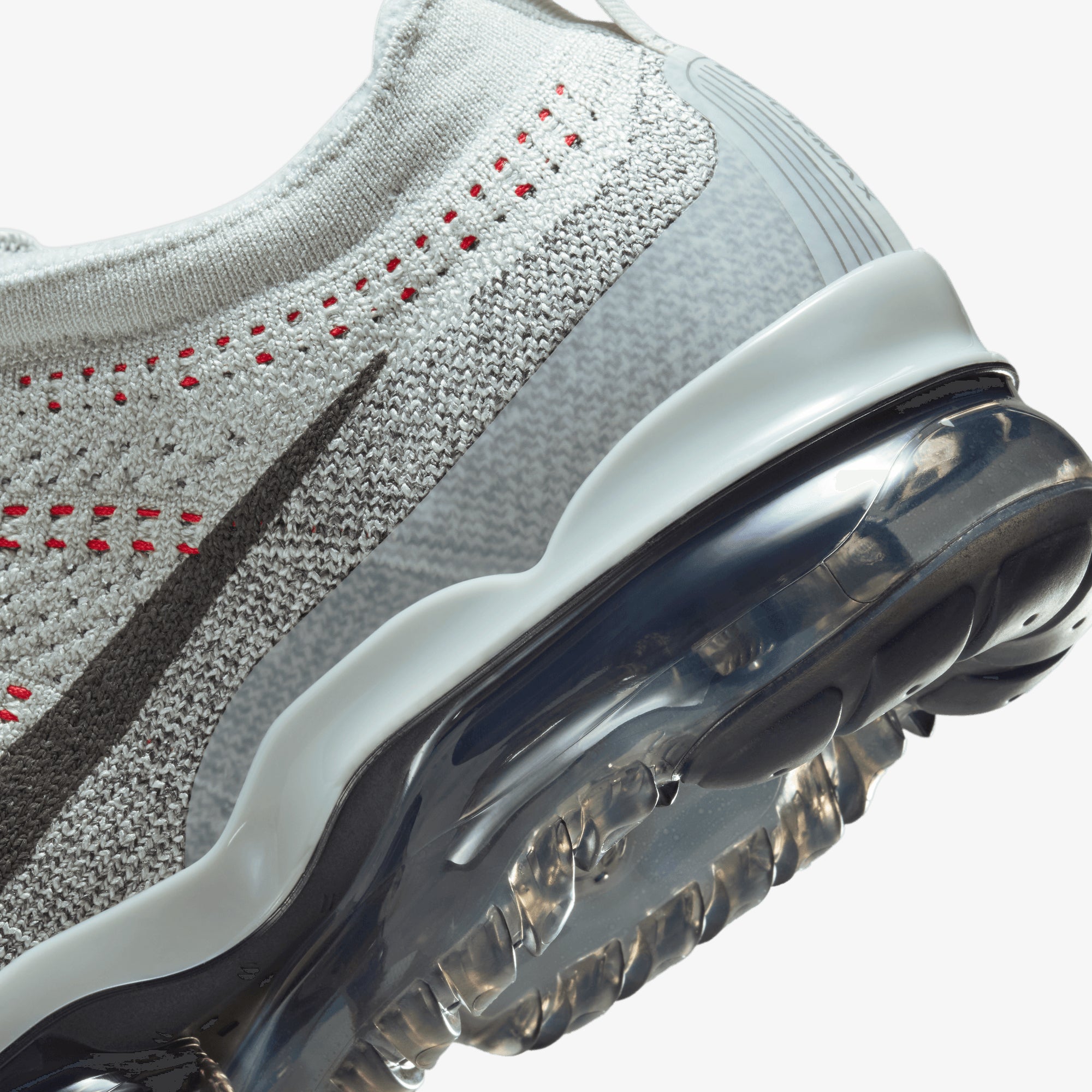 NIKE | AIR VAPORMAX 2023 FLYKNIT { LIGHT SILVER/SMOKE GREY-PICANTE