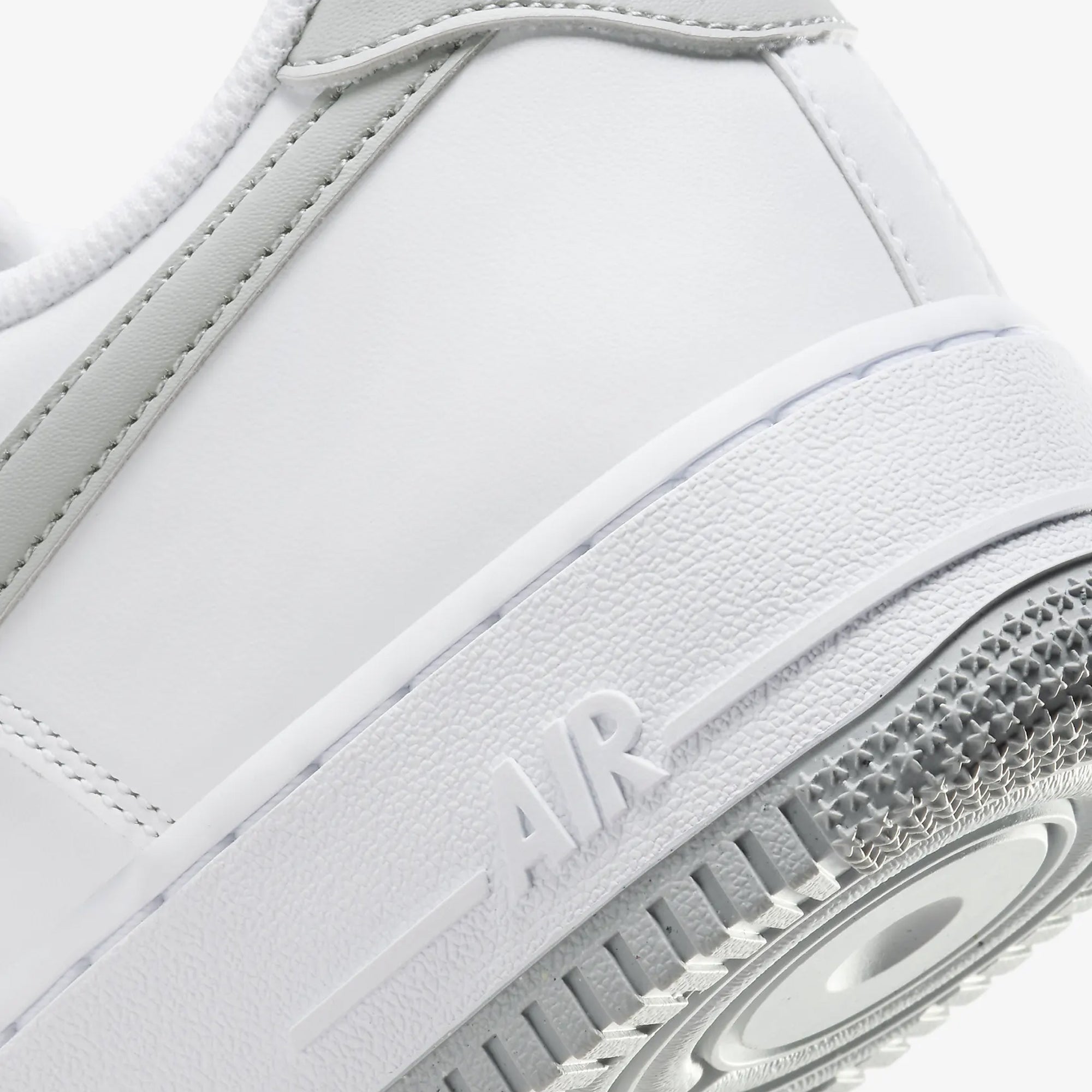 air force 1 07 white light silver