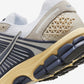 Nike | ZOOM VOMERO 5  { WHITE/THUNDER BLUE-CREAM II