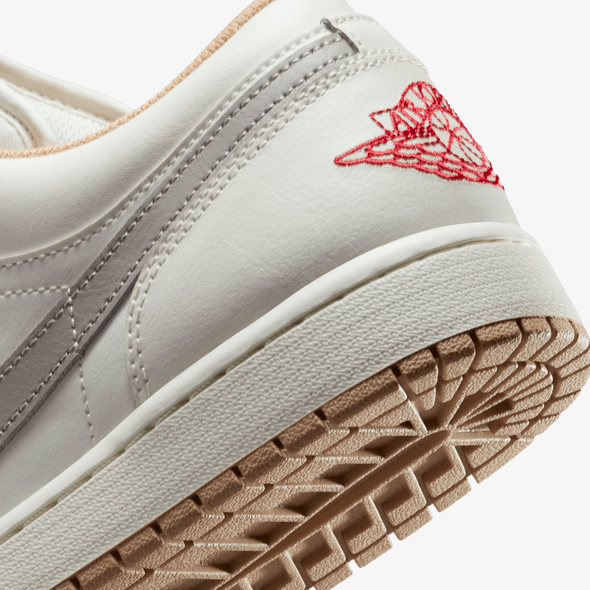 国内配送 NIKE AIR JORDAN 1 LOW SAIL/C.GREY-HEMP-FIRE RED JORDAN | AIR JORDAN 1 LOW { SAIL/FIRE RED-COLLEGE GREY-HEMP