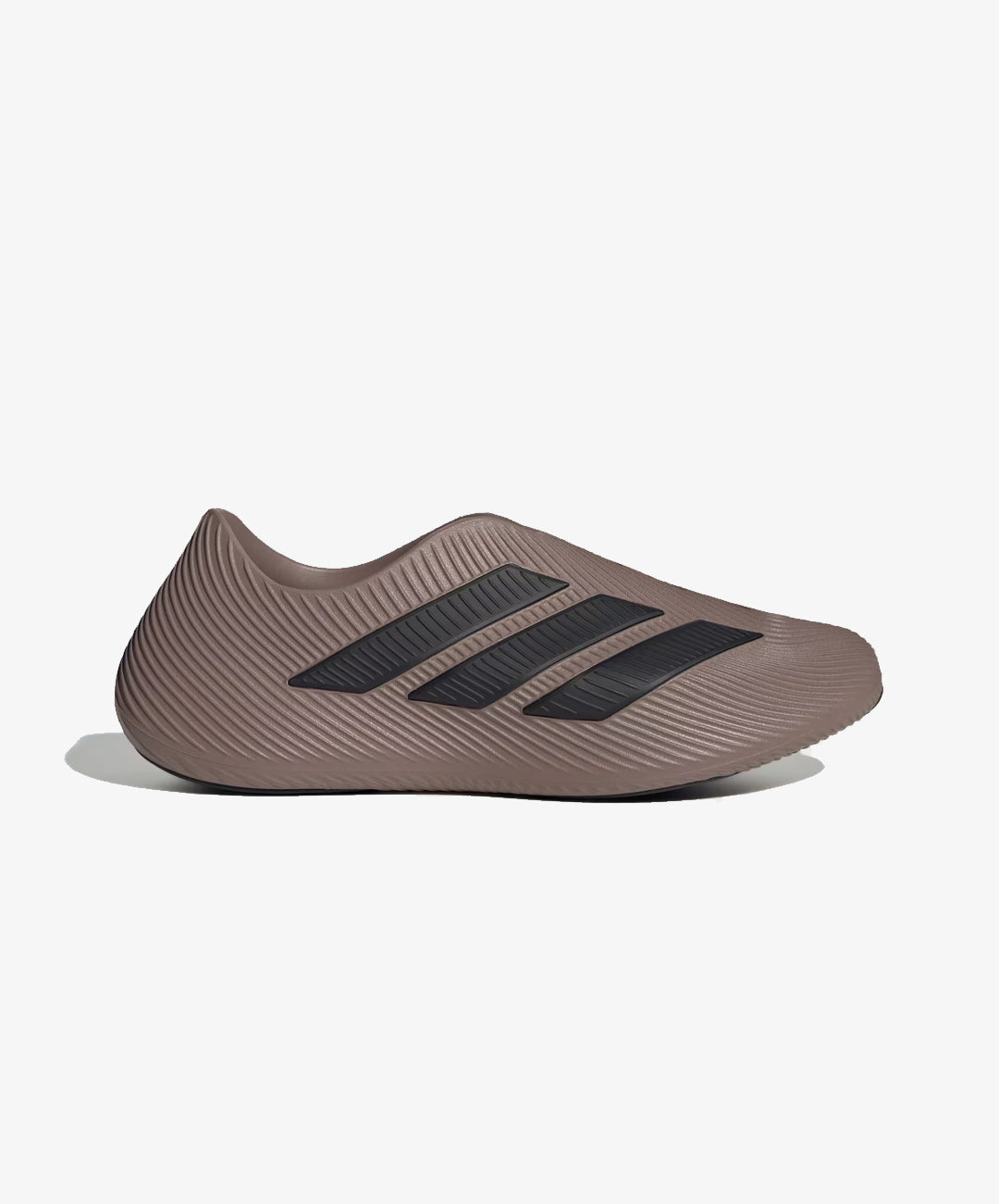 ADIDAS |PURECHILL { TRACE BROWN/CORE BLACK/TRACE BROWN
