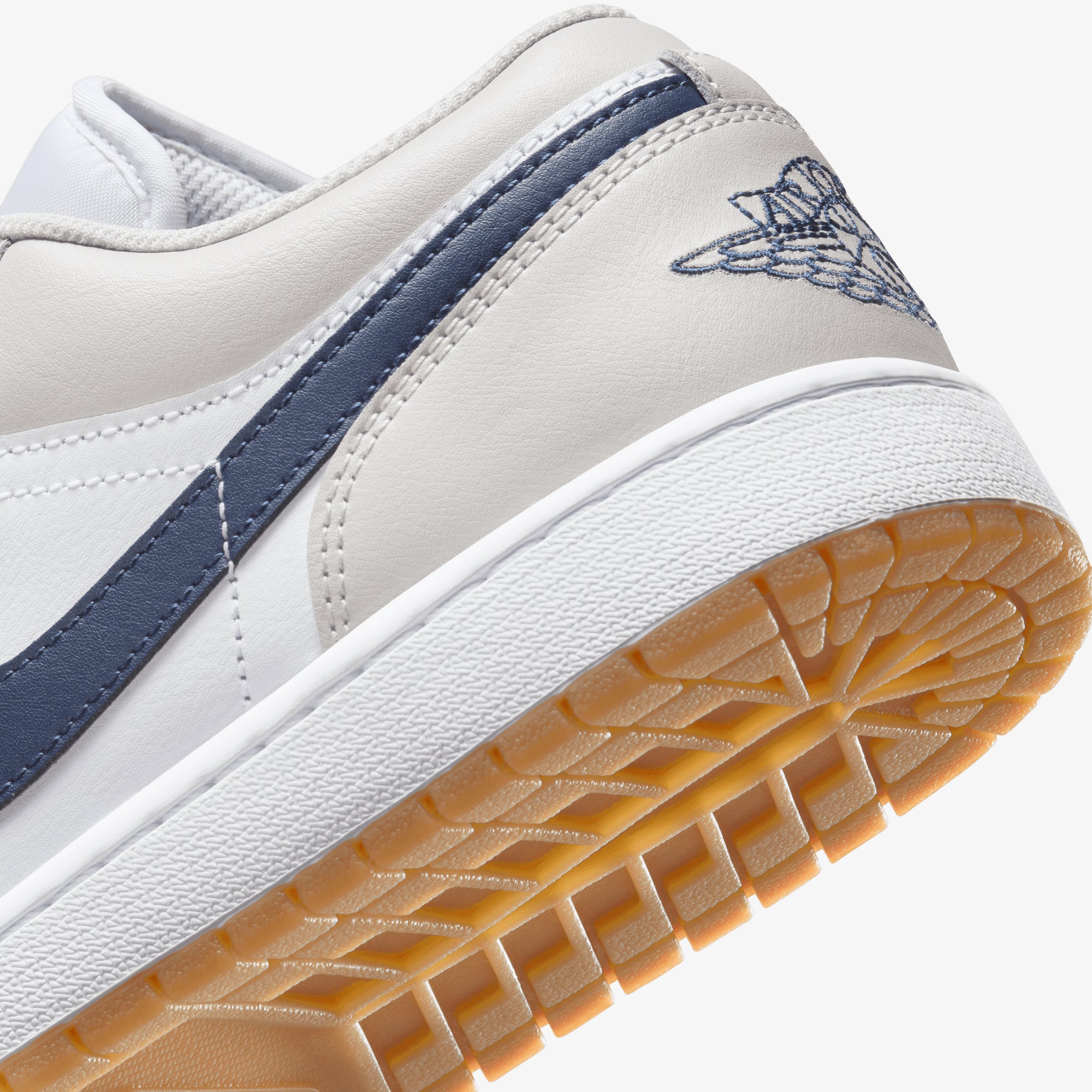 JORDAN | AIR JORDAN 1 LOW { WHITE/MIDNIGHT NAVY-NEUTRAL GREY