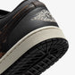 JORDAN | AIR JORDAN 1 LOW SE { BLACK/CHALK-VELVET BROWN