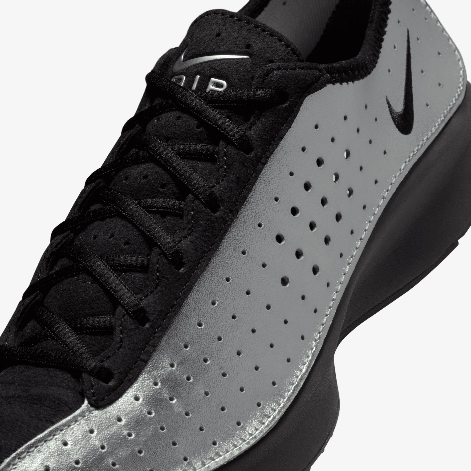 Nike | AIR SUPERFLY { METALLIC SILVER/BLACK-ANTHRACITE-VOLT