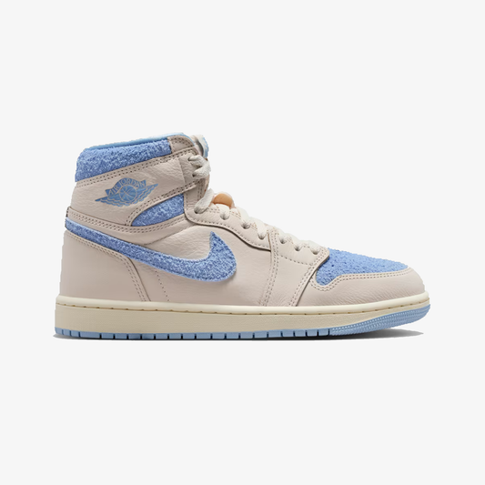 JORDAN | AIR JORDAN 1 RETRO HIGH OG { PALE IVORY/PSYCHIC BLUE-COCONUT MILK