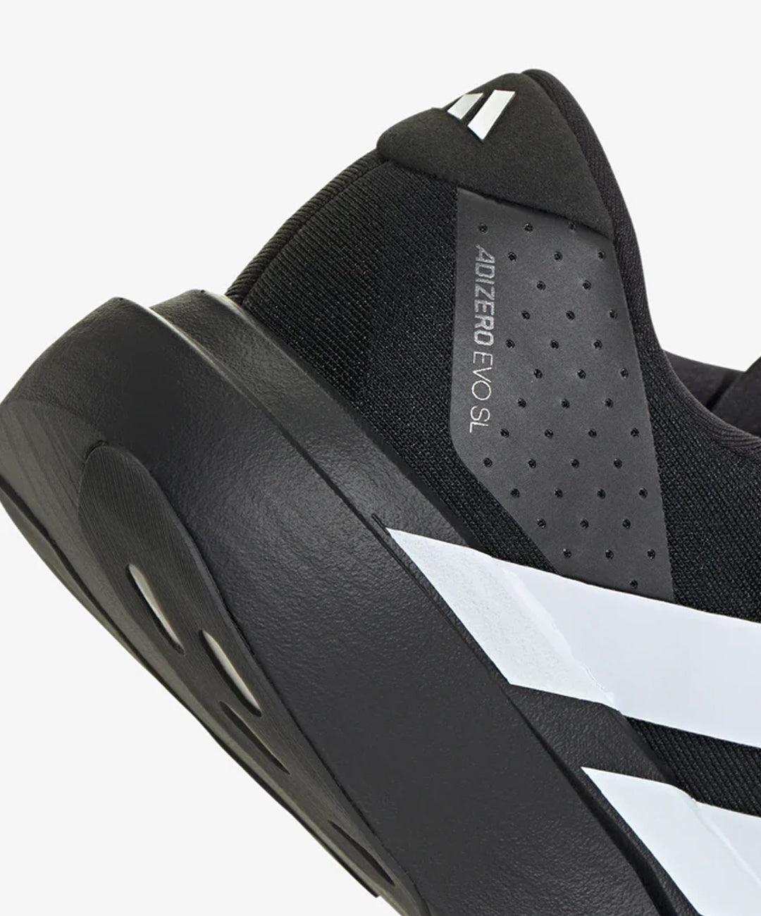 ADIDAS | ADIZERO EVO SL { CORE BLACK/CLOUD WHITE/CORE BLACK