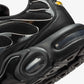 NIKE | AIR MAX PLUS SE { BLACK/OFF NOIR-METALLIC SILVER