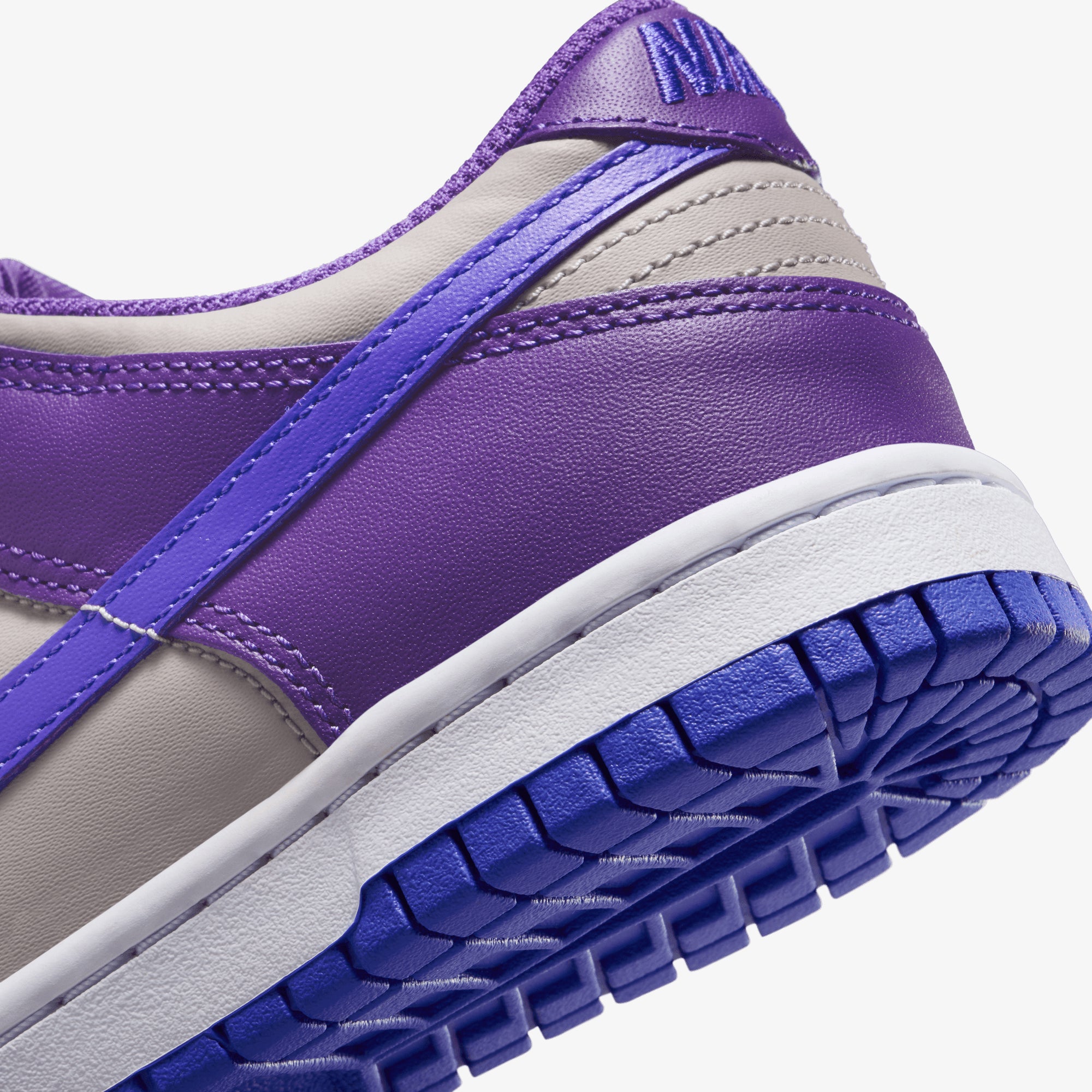 Nike | DUNK LOW { COLLEGE GREY/PERSIAN VIOLET-WILD GRAPE – Superkicks