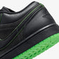 JORDAN | AIR JORDAN 1 LOW SE  { BLACK/BLACK-SCREAM GREEN-DK SMOKE GREY