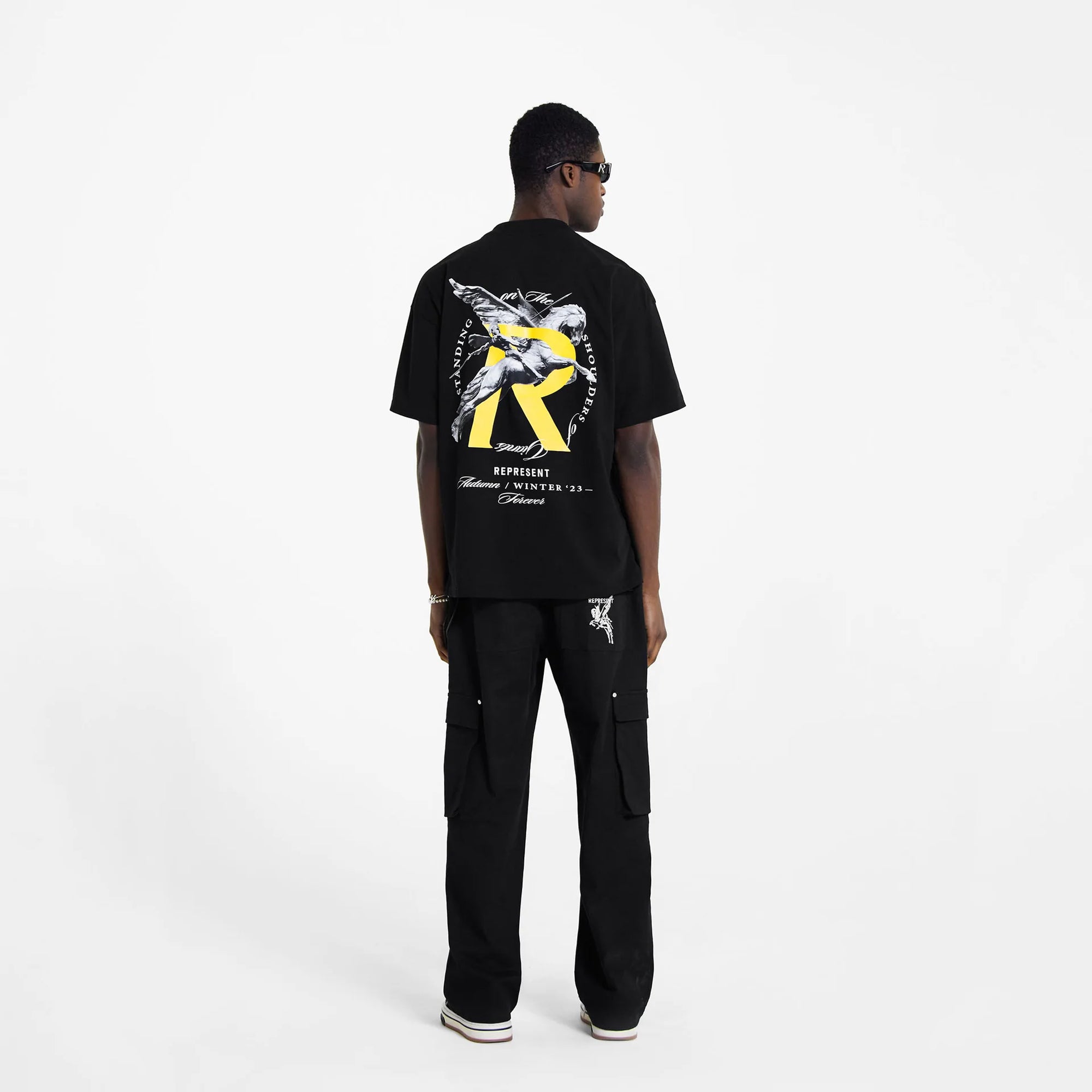 Buy REPRESENT GIANTS T-SHIRT 'JET BLACK' – Superkicks