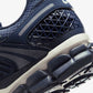 NIKE | ZOOM VOMERO 5 SE  { BLUE VOID/METALLIC SILVER-MIDNIGHT NAVY