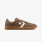CONVERSE | ALL STAR CLASSIC TRAINER SUEDE { BROWN