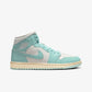 JORDAN | AIR JORDAN 1 MID { SAIL/LIGHT DEW-MUSLIN