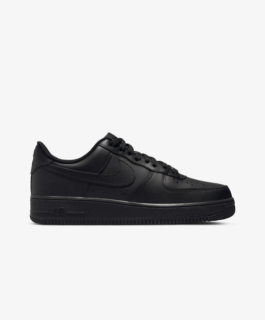 Nike | AIR FORCE 1 '07 { BLACK/BLACK/BLACK