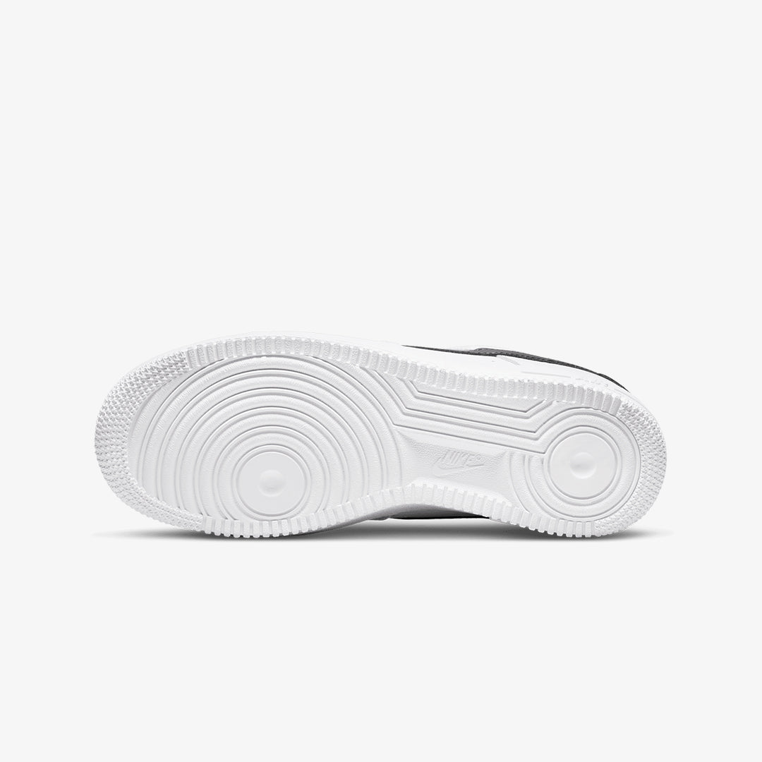 Buy White & Black Nike Air force 1 07 Shoes for Women Online