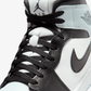 JORDAN | AIR JORDAN 1 MID { BLACK/SQUADRON BLUE-AURA-WHITE