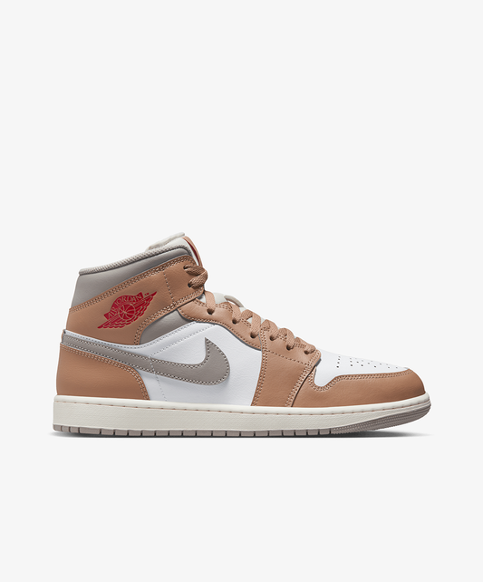JORDAN | AIR JORDAN 1 MID { HEMP/FIRE RED-WHITE-COLLEGE GREY