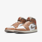JORDAN | AIR JORDAN 1 MID { HEMP/FIRE RED-WHITE-COLLEGE GREY