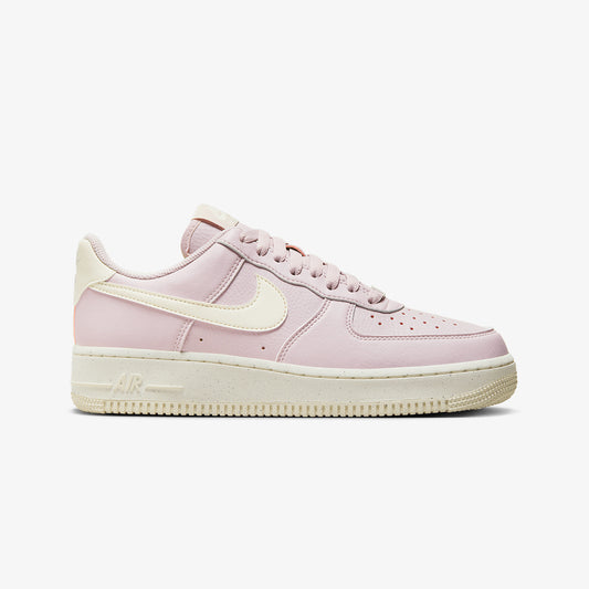 WMN'S AIR FORCE 1 '07 'PLATINUM VIOLET/SAIL-COCONUT MILK-VOLT'