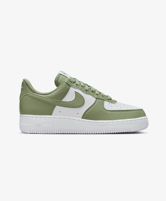 NIKE | AIR FORCE 1 '07 NEXT NATURE { WHITE/OIL GREEN-WHITE