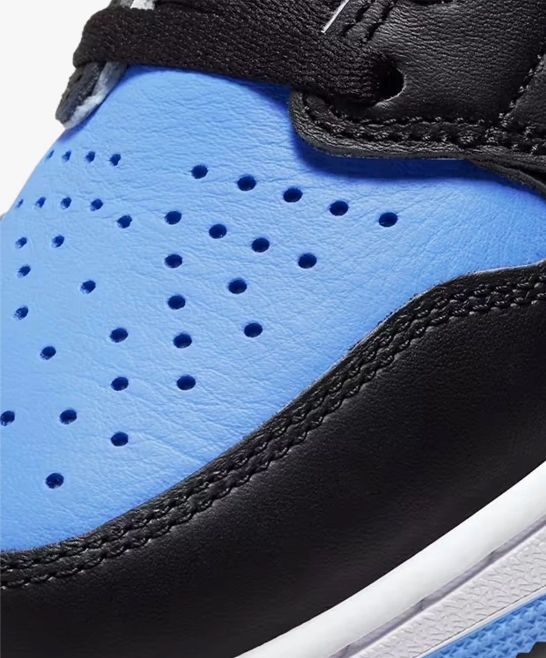 JORDAN | AIR JORDAN 1 HIGH OG { UNIVERSITY BLUE – Superkicks