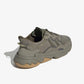Adidas Originals | OZWEEGO { TRACE CARGO/NIGHT CARGO/ RAW KHAKI
