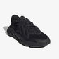 ADIDAS ORIGINALS | OZWEEGO { CORE BLACK