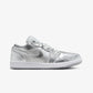 Jordan | AIR JORDAN 1 LOW SE  { METALLIC SILVER/PHOTON DUST-WOLF GREY