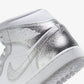 Jordan | AIR JORDAN 1 MID SE  { WHITE/METALLIC SILVER-WOLF GREY