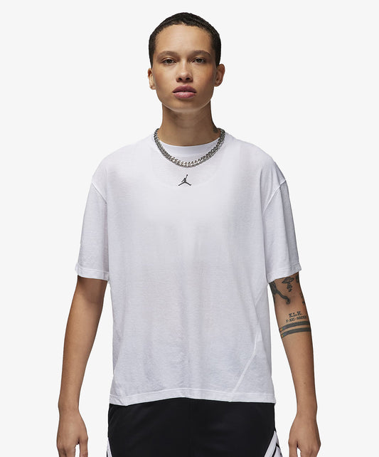 Jordan | DIAMOND SHORT-SLEEVE TOP  { WHITE