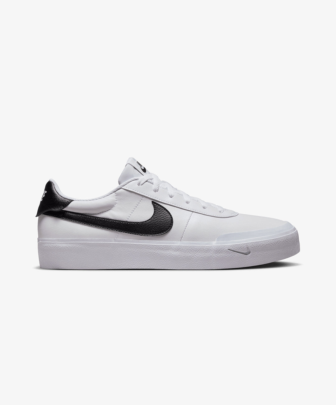 Nike | COURT SHOT { WHITE/BLACK