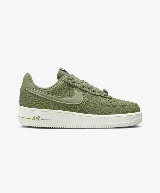 Nike | AIR FORCE 1 '07 PREMIUM { SESAME/OIL GREEN-LIGHT BONE