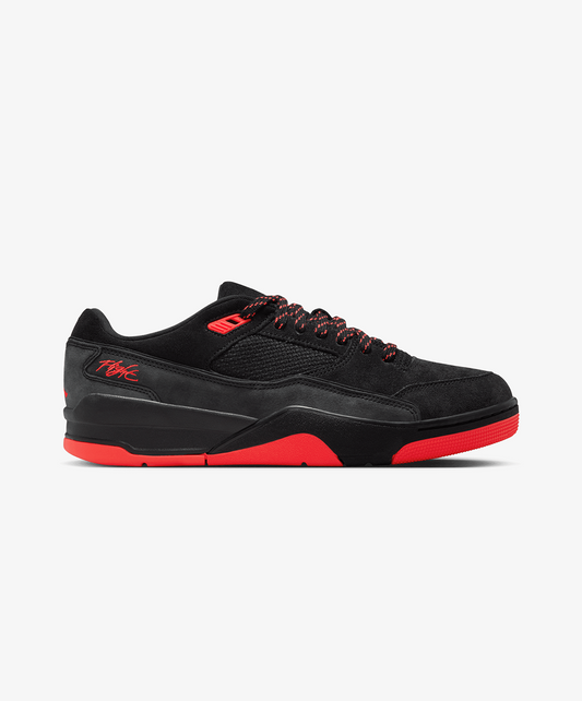 Jordan | FLIGHT COURT { BLACK/INFRARED 23