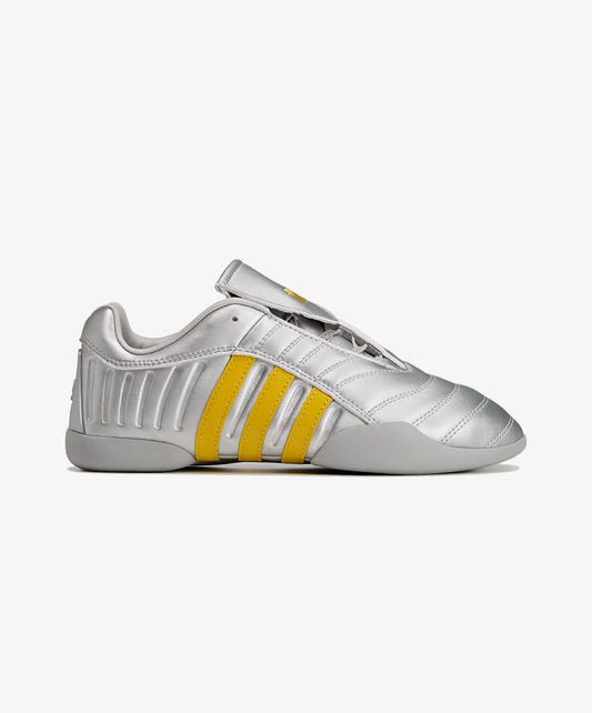 ADIDAS ORIGINALS | ELITE MEI MIAOU SLIP ON { SILVER METALLIC/NAVY/HAZY YELLOW