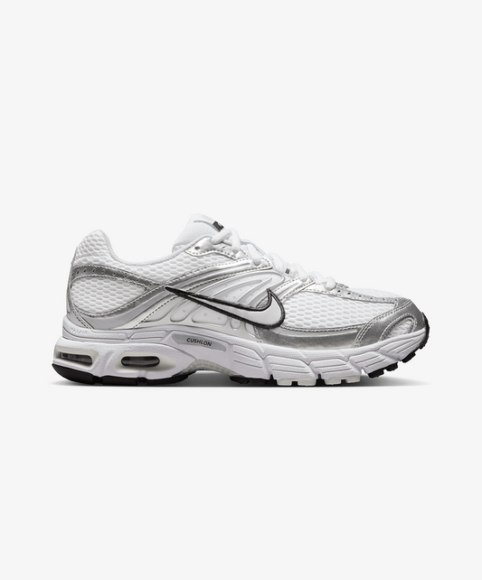 Nike | AIR MAX MOTO 2K { WHITE/METALLIC SILVER/BLACK/PHOTON DUST