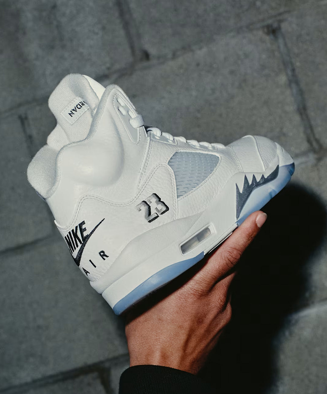 JORDAN | AIR JORDAN 5 RETRO OG { WHITE METALLIC – Superkicks